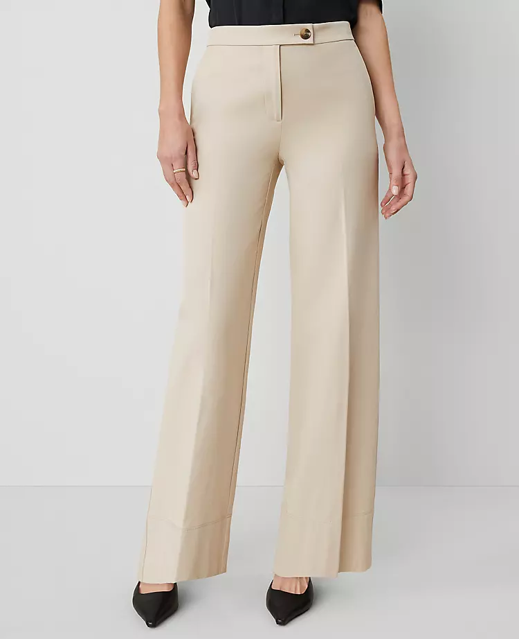 The Petite Modern Wide-Leg Pant
