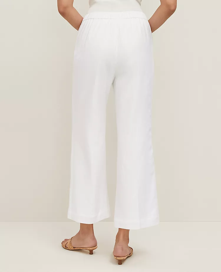 The Petite Flare Ankle Pant in Linen Blend &mdash; Curvy Fit
