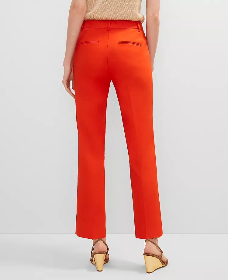 The Petite Eva Ankle Pant in Linen Blend &mdash; Curvy Fit