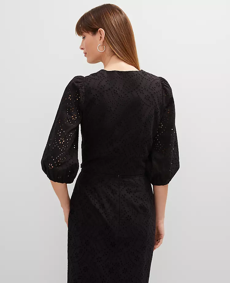 Petite Eyelet Puff Sleeve Blouse