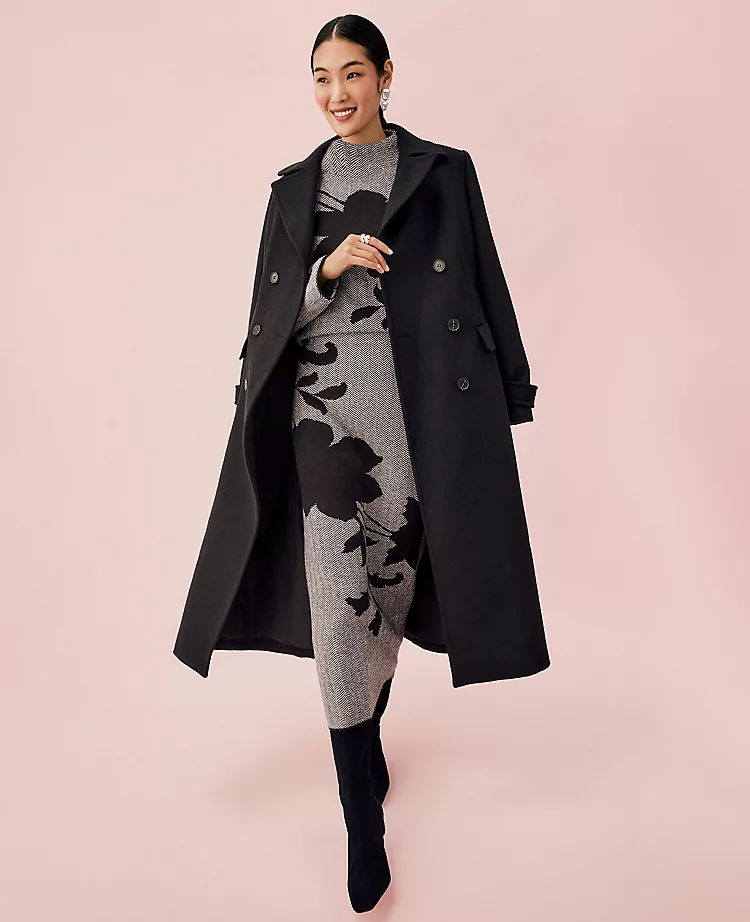 13435-Fitted-Double-Breasted-Long-Coat-5.webp Fitted Double Breasted Long Coat