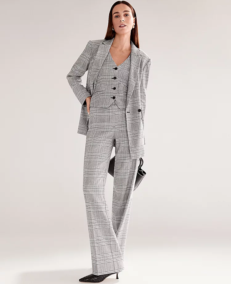 The Petite Straight Pant