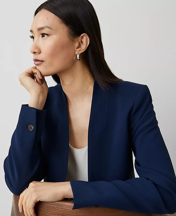 1674-The-Petite-Long-Collarless-Blazer-in-Fluid-Crepe-3.webp The Petite Long Collarless Blazer in Fluid Crepe