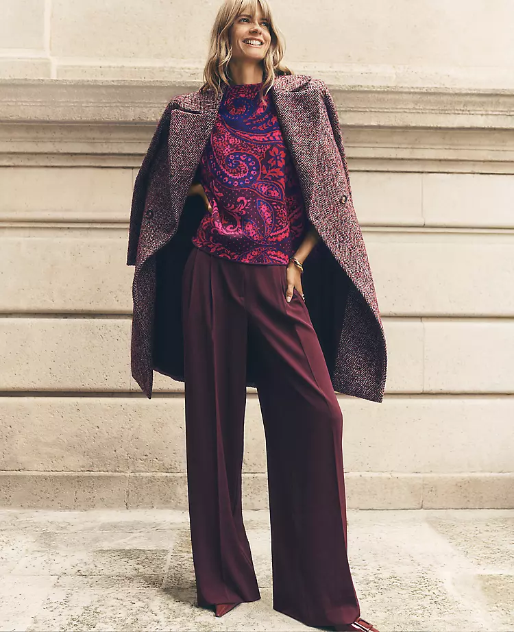 The Petite Pleated Wide-Leg Pant in Bi-Stretch