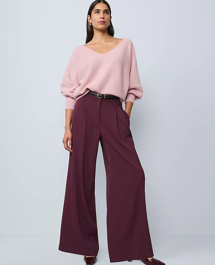 The Petite Pleated Wide-Leg Pant in Bi-Stretch