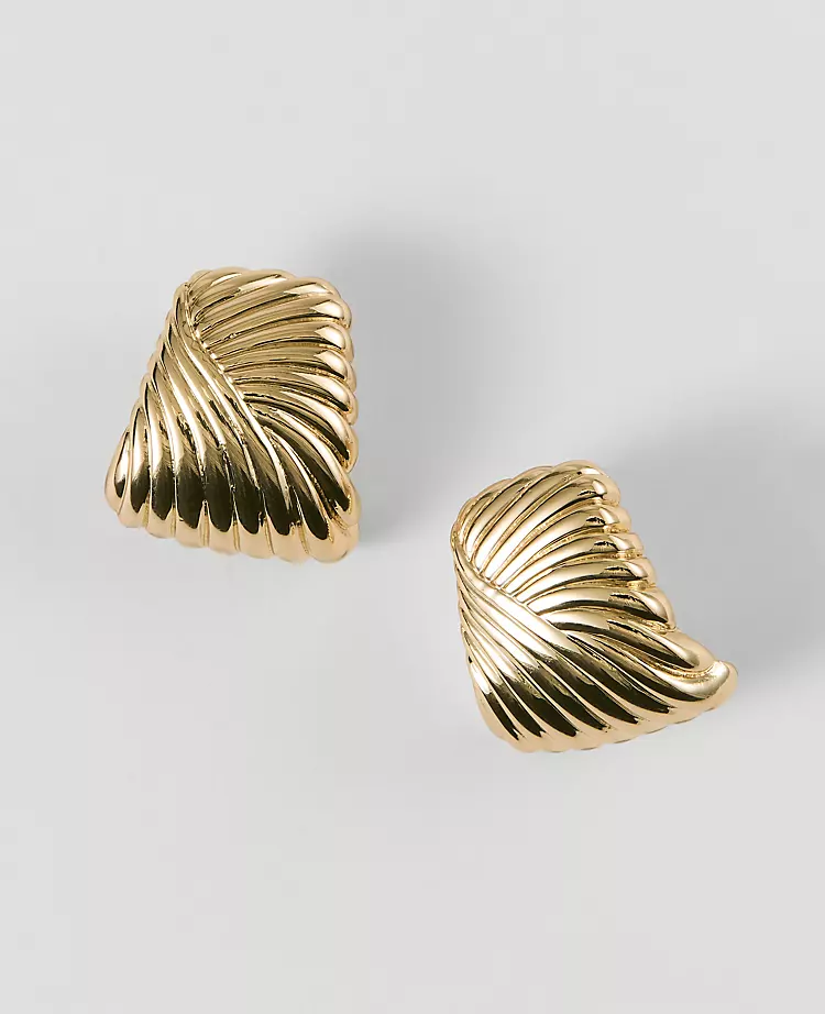 19422-Textured-Rectangle-Stud-Earrings-1.webp Textured Rectangle Stud Earrings
