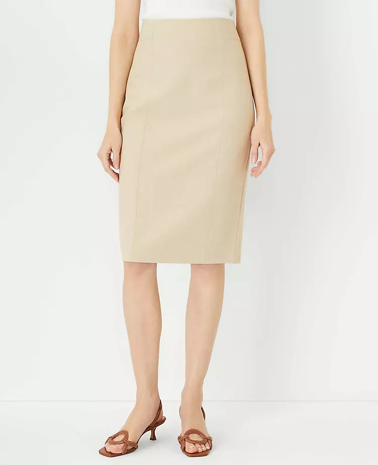 20488-The-Seamed-Pencil-Skirt-in-Bi-Stretch-2.webp The Seamed Pencil Skirt in Bi-Stretch