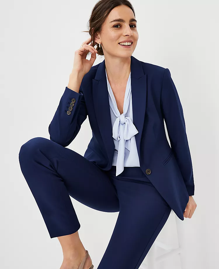 20949-The-Petite-Long-One-Button-Blazer-in-Bi-Stretch-3.webp The Petite Long One Button Blazer in Bi-Stretch
