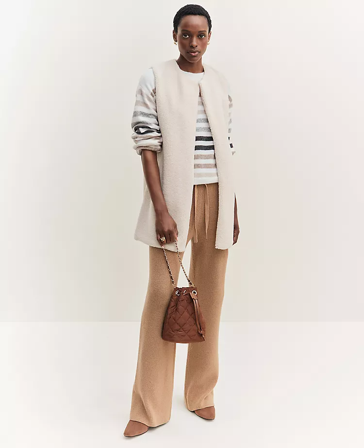 Quilted Drawstring Bucket Bag