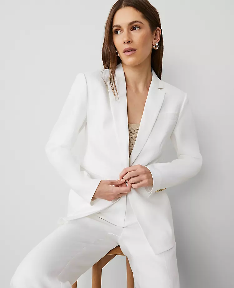 3377-The-One-Button-Blazer-in-Linen-Blend-4.webp The One-Button Blazer in Linen Blend