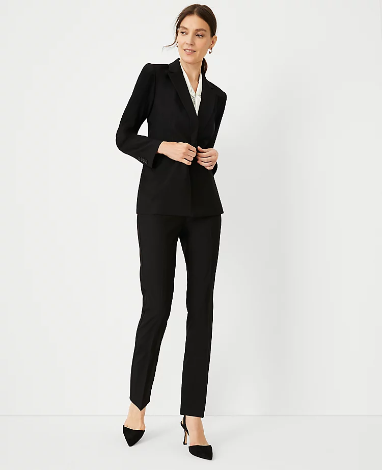 5405-The-Petite-Fitted-Double-Breasted-Blazer-in-Bi-Stretch-3.webp The Petite Fitted Double Breasted Blazer in Bi-Stretch