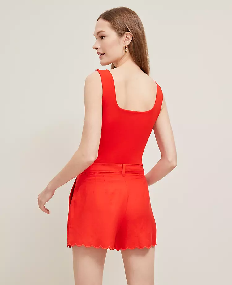 The Scalloped Short