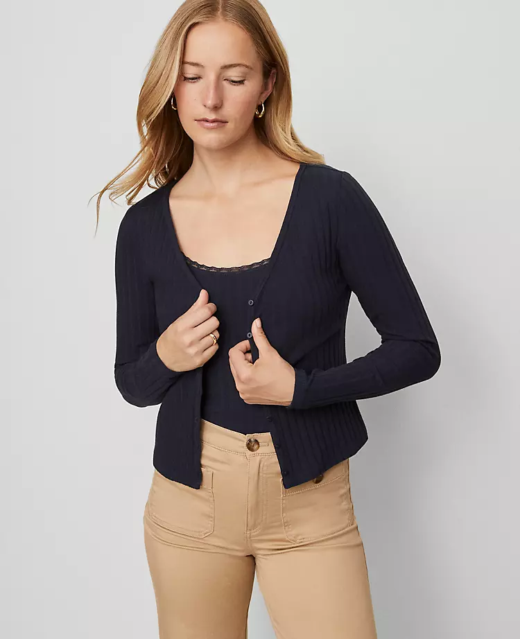 Weekend Collection Ribbed V-Neck Cardigan