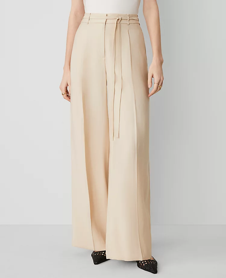 The Belted Wide-Leg Pant in Twill
