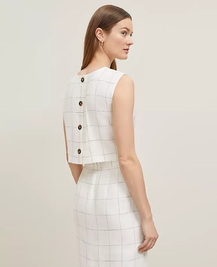 The Petite Button Back Cropped Top in Windowpane Linen Blend