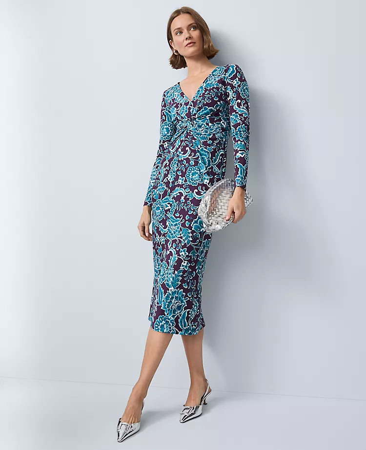 Floral V-Neck Knit Dress