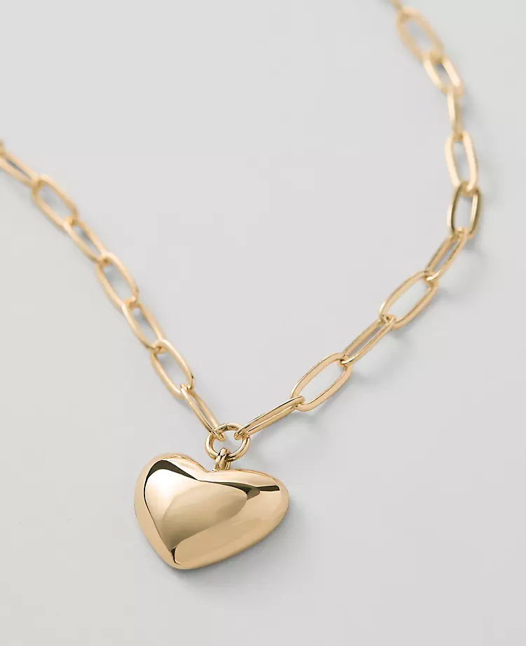 Metal Heart Pendant Necklace