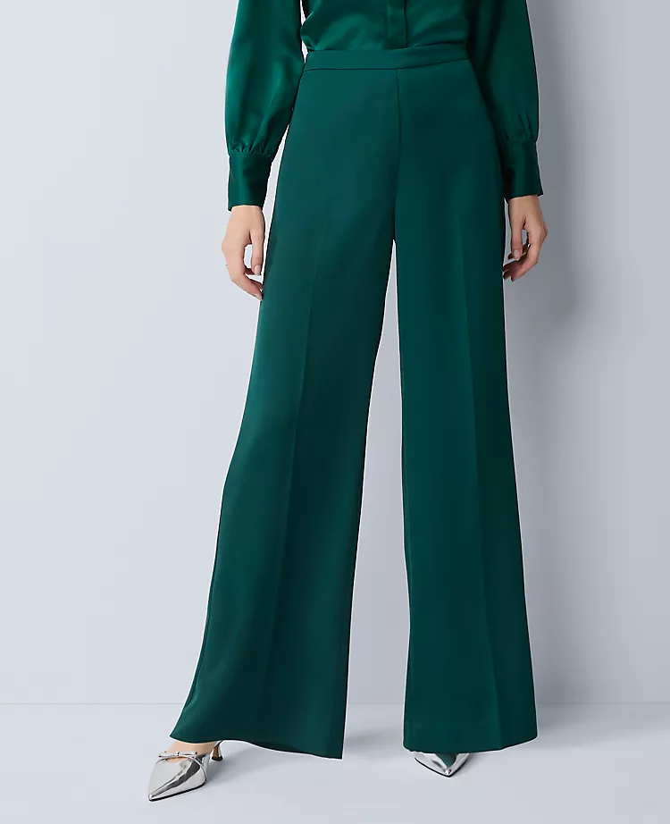The Wide-Leg Pant in Satin