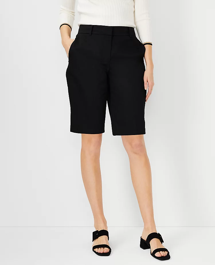 The Petite Boardwalk Short - Curvy Fit